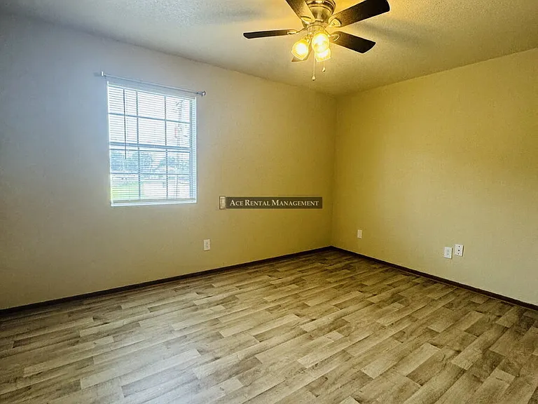 3527 Helena Ave #9 — Photo 18