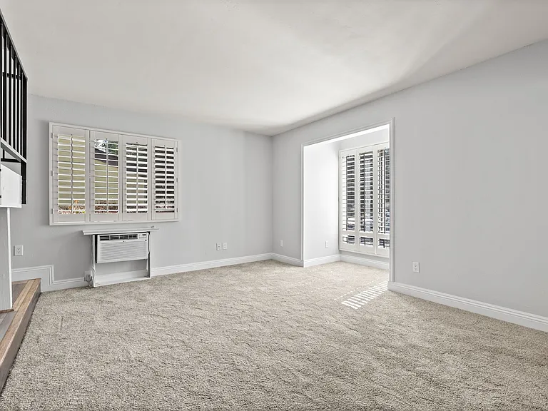 7930 Mission Center Ct #L — Photo 10