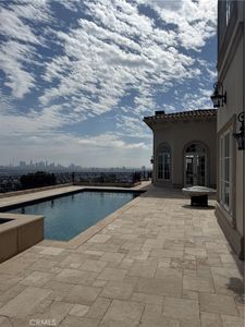 2025 E Live Oak Dr, Los Angeles, CA, 90068