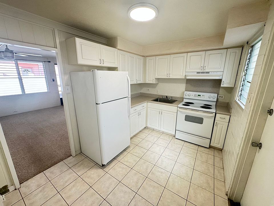 1st image of 723 Hausten St #102