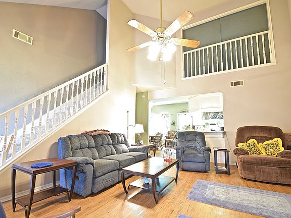 4th image of 13225 Cloverleaf Ln