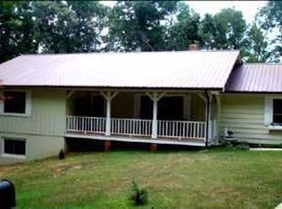 657 Long St, Demorest, GA 30535