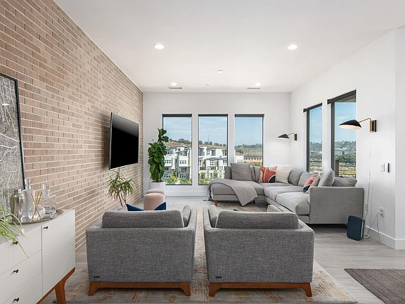 5th image of 8541 Aspect Dr