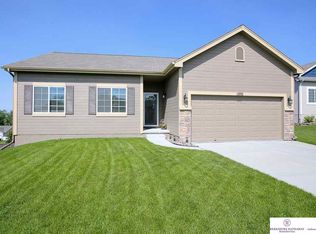 10708 S 25th Ave, Bellevue, NE 68123