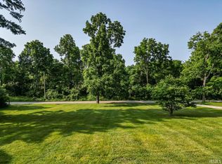 2707 Schacht Rd, Bloomington, IN 47401