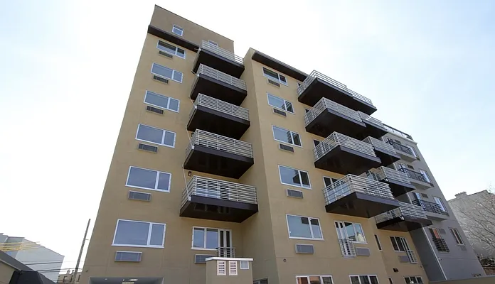 23-15 Astoria Boulevard