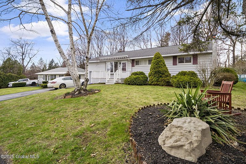 2nd image of 6 Tipton Drive