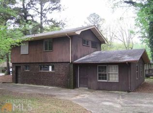 2469 Castile Dr, Morrow, GA 30260