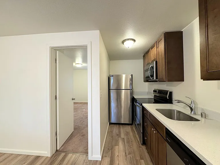 North Highland Court — Photo 16