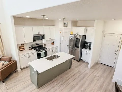 4553 W Watchmen Way — Photo 8