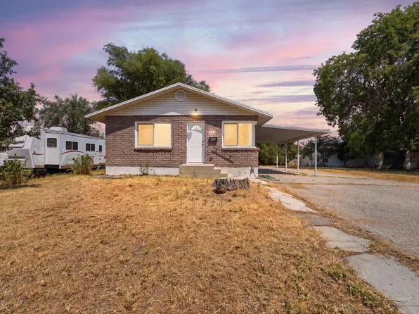 397 S Tremont St, Tremonton, UT 84337