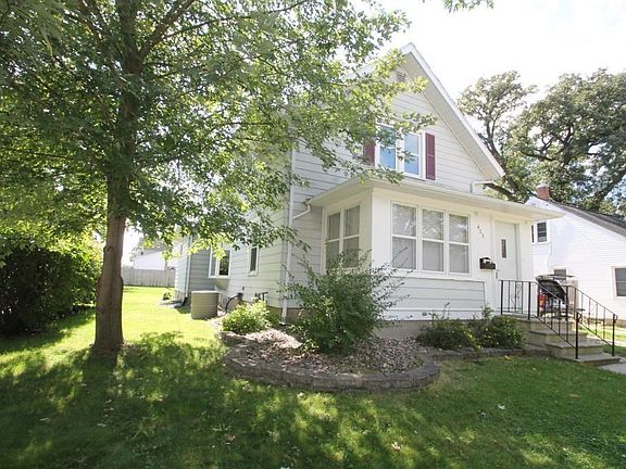 2nd image of 403 E Academy St