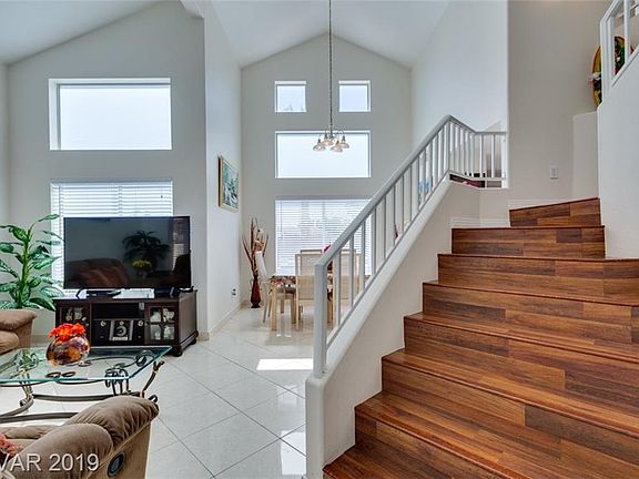 4th image of 1204 Nugget Creek Dr
