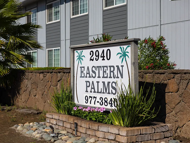 Eastern Palms — Photo 2