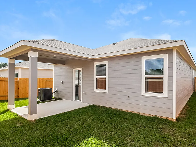 15663 Plum Brook Dr — Photo 15
