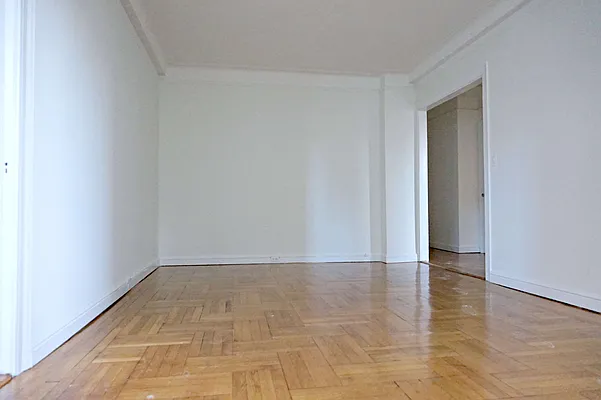 Rented by Metropolitan Equities | media 10