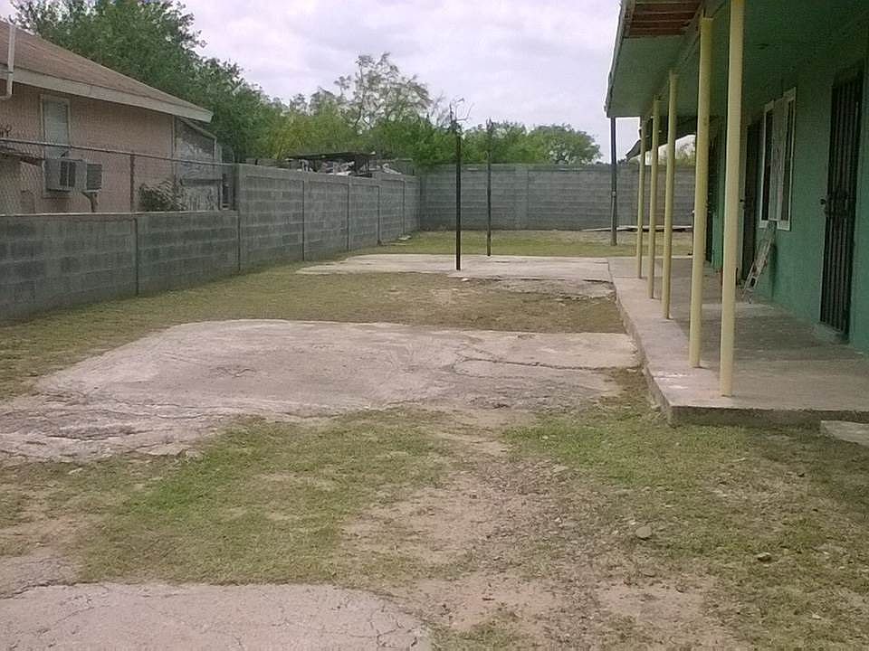 2nd image of 1721 Patricia Ln