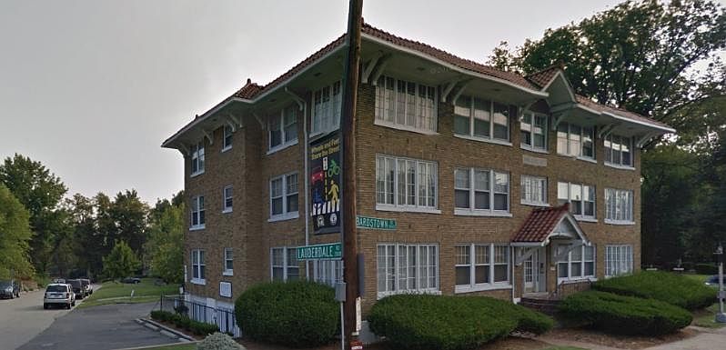 2nd image of 3101 Hunsinger Ln APT 4