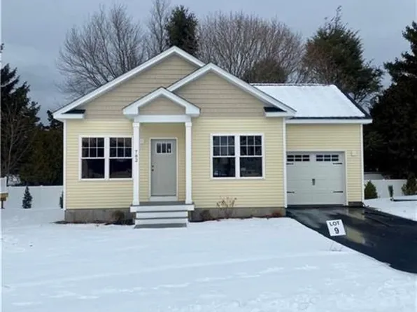 782 Sachem Rd, North Kingstown, RI 02852