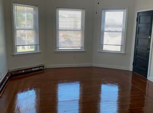 213 Benefit St #2, Pawtucket, RI 02861