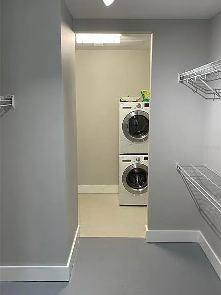 150 E Robinson St #1423 — Photo 26