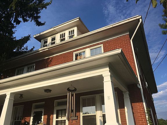 2 Story Brick Semi-Detached