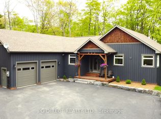 2 Hawk Ridge Ct E, Huntsville, ON P1H0A7