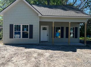 406 S Sharpe St, Selma, NC 27576