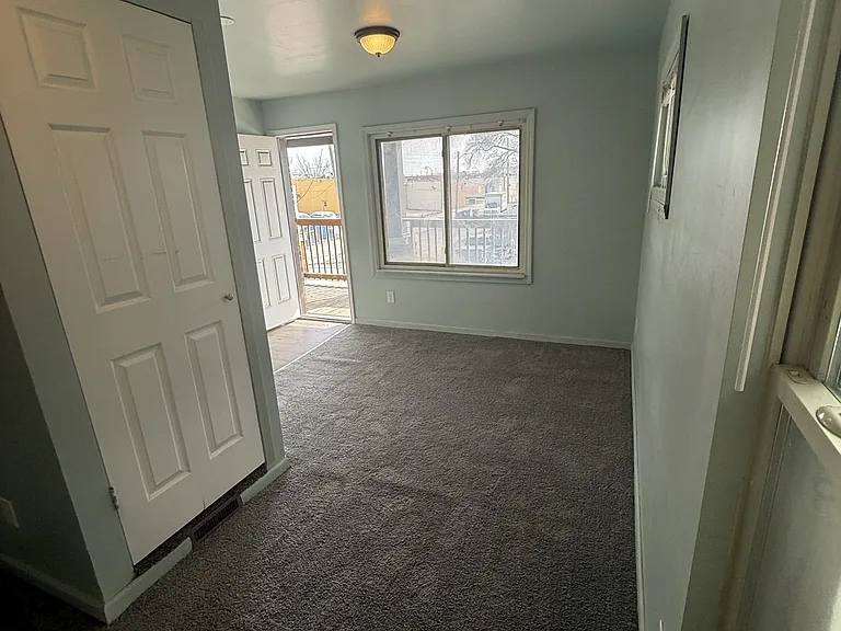 1308 Hanford Ave — Photo 12