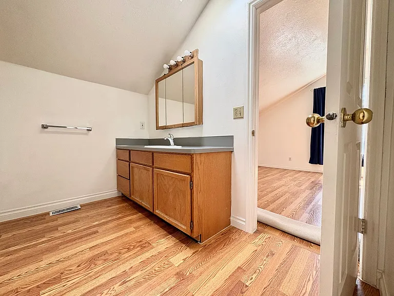 1091 & 1099 W Shepard Ln — Photo 25