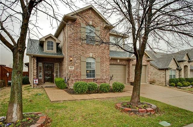 1st image of 813 Willow Tree Dr
