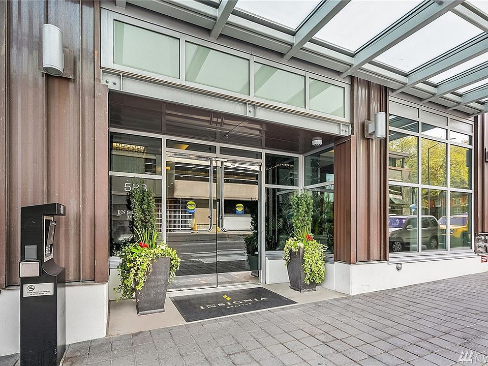 Insignia, World Class Building.  24-hr Concierge Service, Gym, Yoga, Pilates, Indoor Swimming Pool, Hot tub, Spa, Movie Theater, 41st Floor Roof Top Deck, Dog Area, Party Room, Game Room, Electric Car Charging Station, and Car Wash.