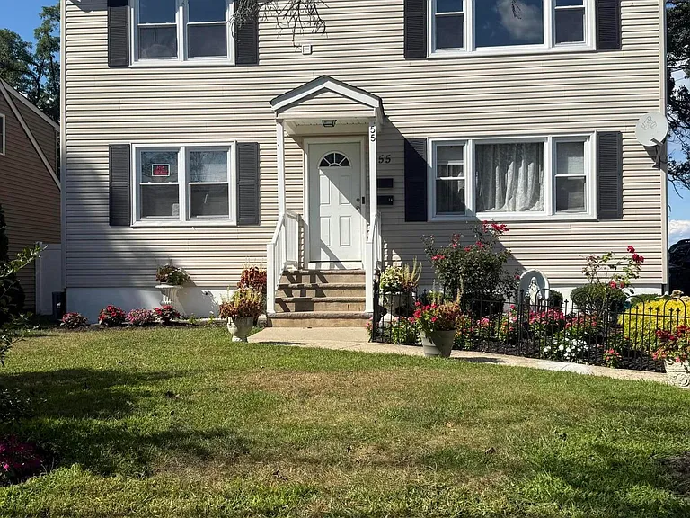 55 Chapin Ave #2 — Photo 1