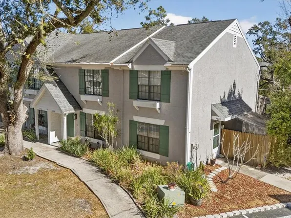 3326 Laurel View Dr, Brandon, FL 33511