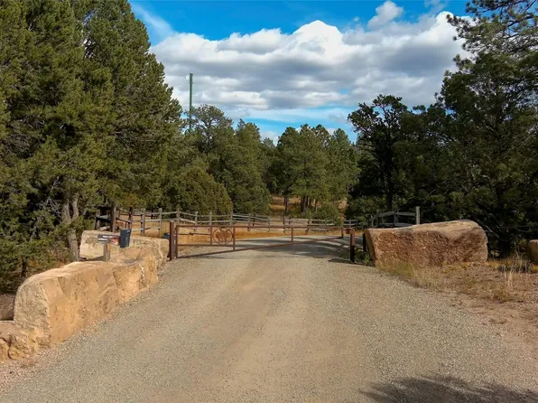 43 Silver Feather Trl, Pecos, NM 87552