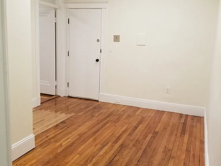 73 Park Dr #5 — Photo 6