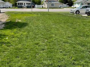 115 4th Ave, Holdrege, NE 68949