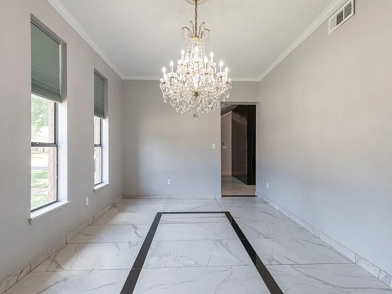 46 Augusta Dr — Photo 5