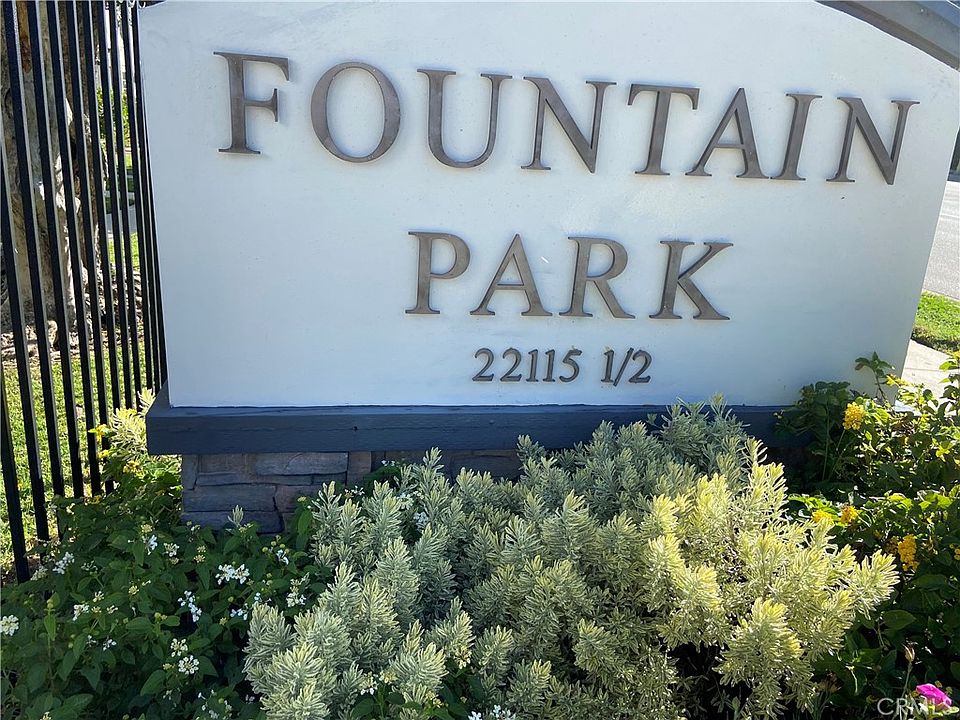 1st image of 6031 Fountain Park Ln APT 8