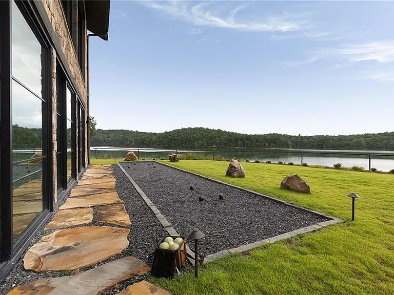 725 Rocky Point Dr — Photo 124