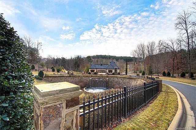 1st image of 3148 Ashwood Park Dr #309