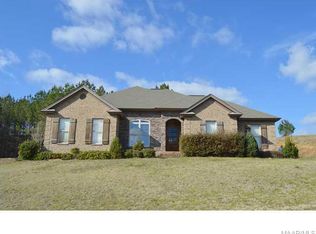 18 Pine Bark Ct, Wetumpka, AL 36093