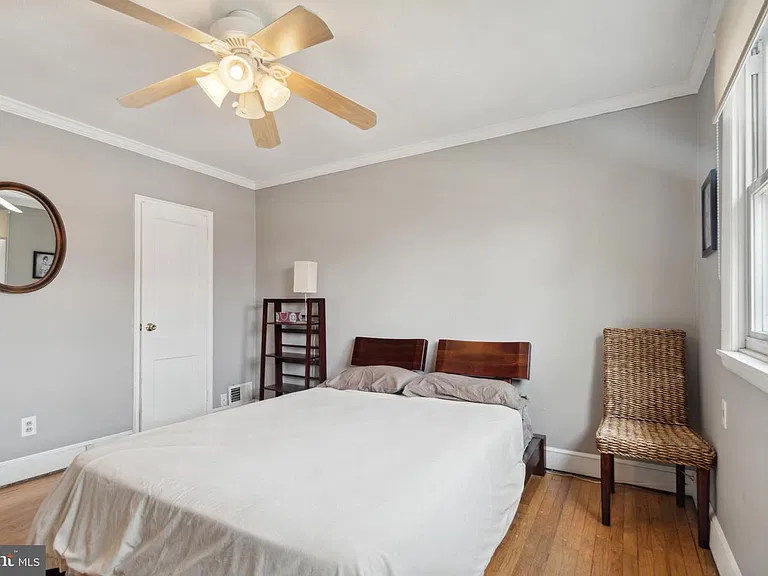 705 Eastshire Dr — Photo 19