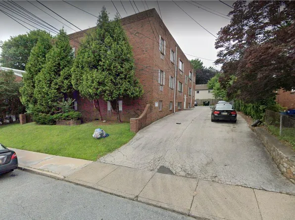 120 Saint Charles St APT 8, Drexel Hill, PA 19026