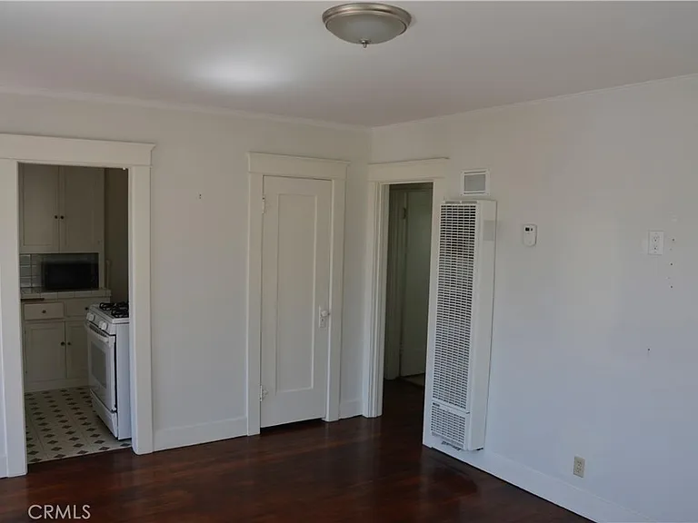 830 Monterey Blvd — Photo 7