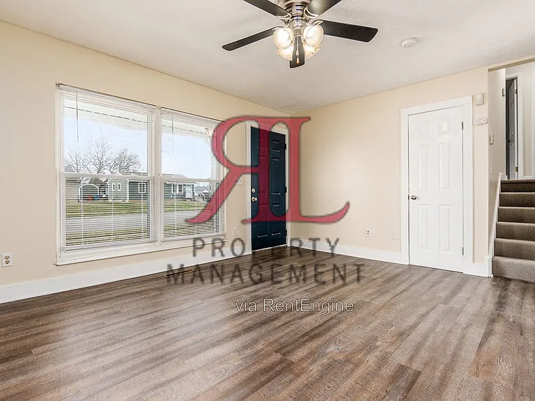 5026 Astoria Ave — Photo 6