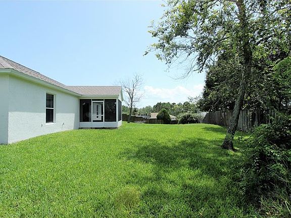 2nd image of 230 Strawflower Ct