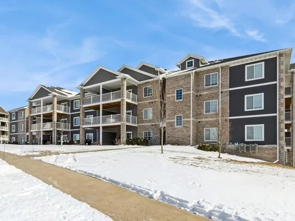 2867 Spring Rose Cir APT 205, Coralville, IA 52241