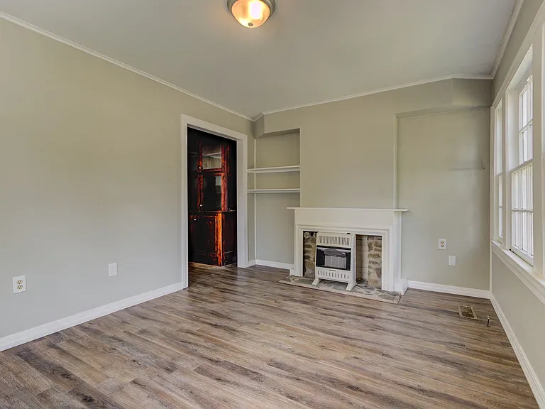 SF-007-904/906 South 20th Street Duplex — Photo 6