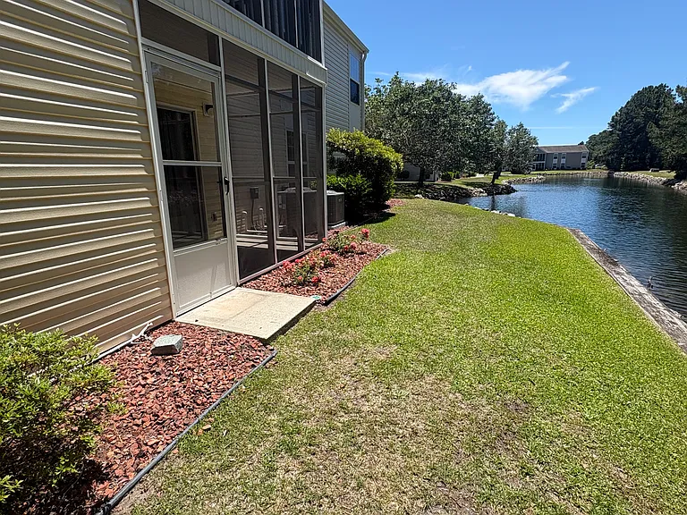 8861 Barkwood Dr — Photo 3